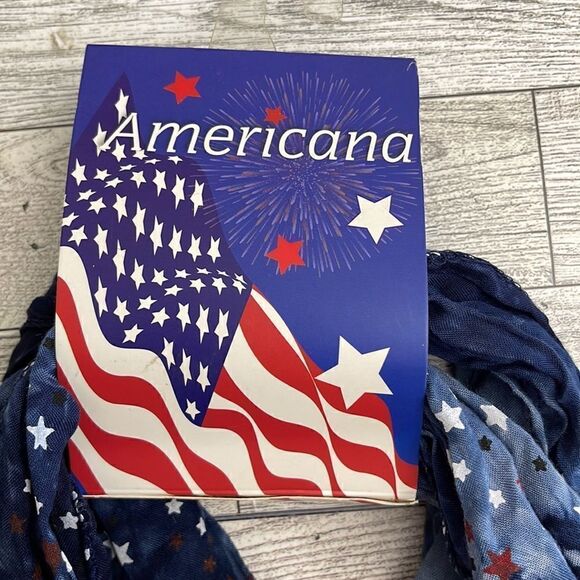 Americana Patriotic Infinity Scarf NWT - Picture 3 of 5